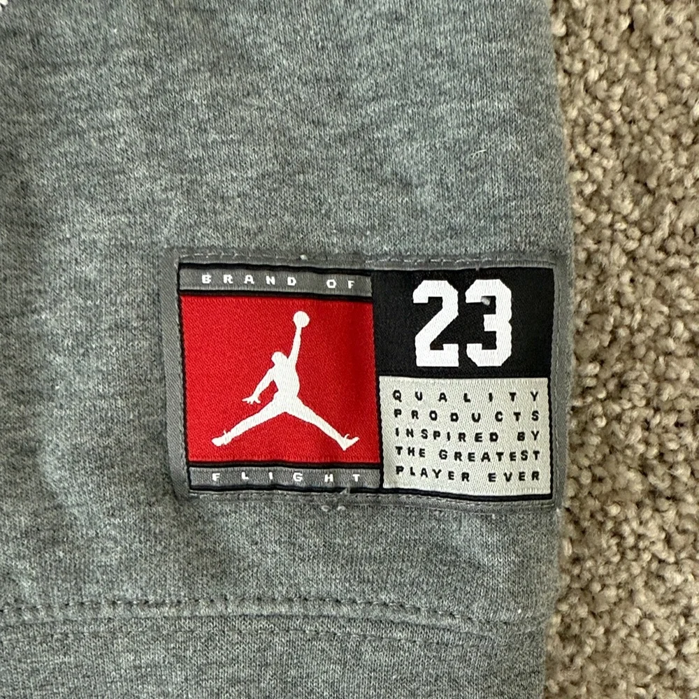 Air Jordan Youth Hoodie Size 3–4 Years Embroidered Logo Pullover Sweatshirt
